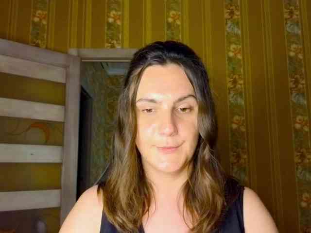 Secret_Smile webcam