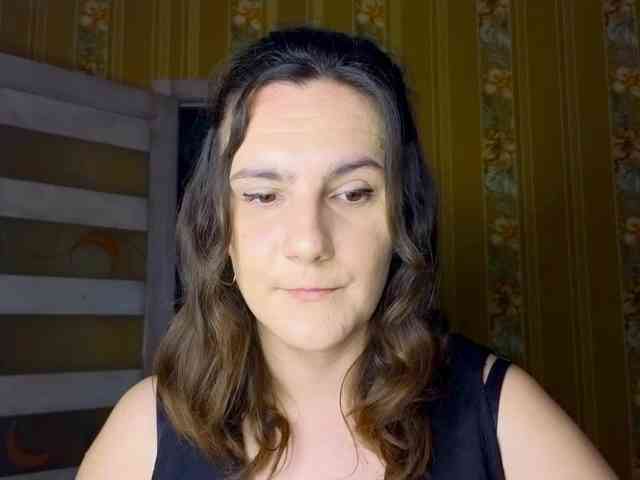 Secret_Smile webcam