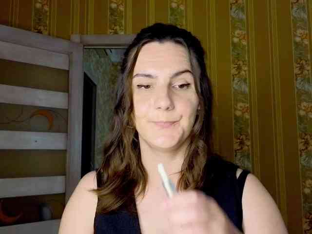 Secret_Smile webcam