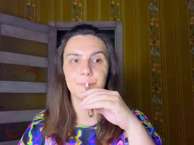 Secret_Smile webcam