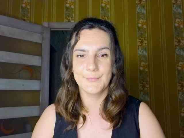 Secret_Smile webcam