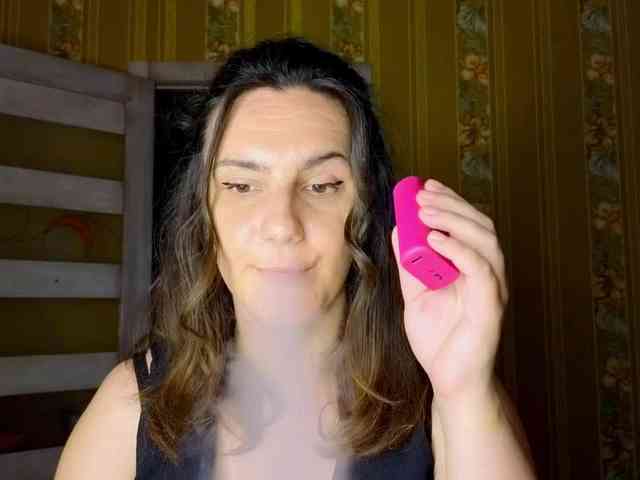 secret_smile's live room