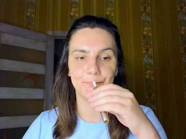 Secret_Smile webcam
