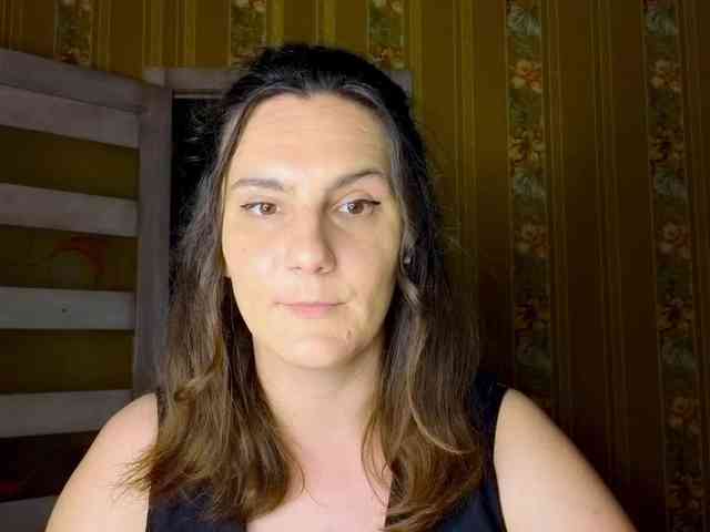 Secret_Smile webcam