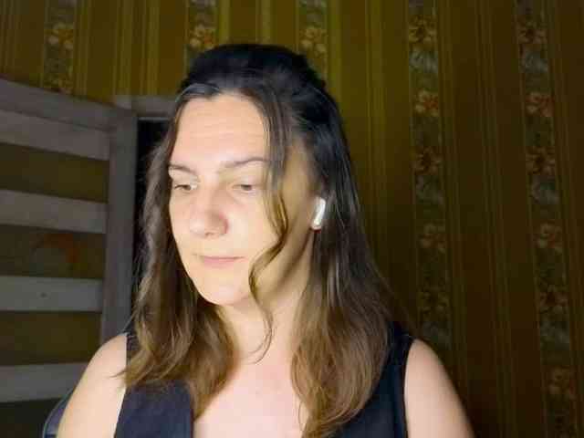 Secret_Smile webcam