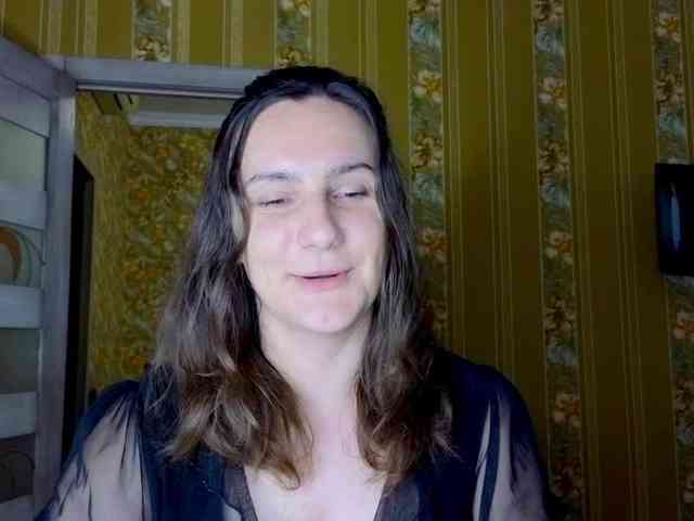 Secret_Smile webcam