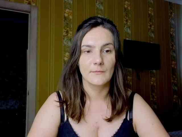 Secret_Smile webcam