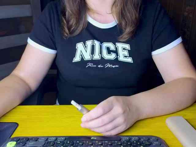 Secret_Smile webcam