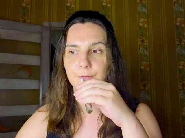 Secret_Smile webcam