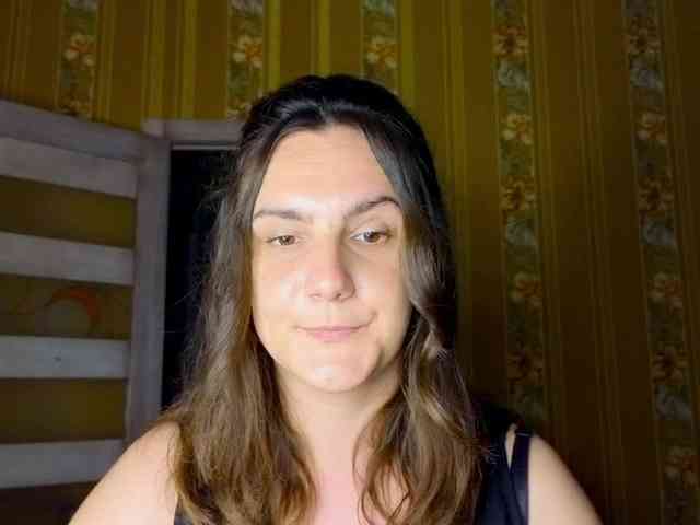 Secret_Smile webcam