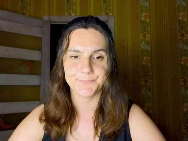 Secret_Smile webcam
