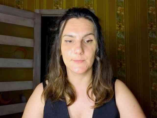 Secret_Smile webcam