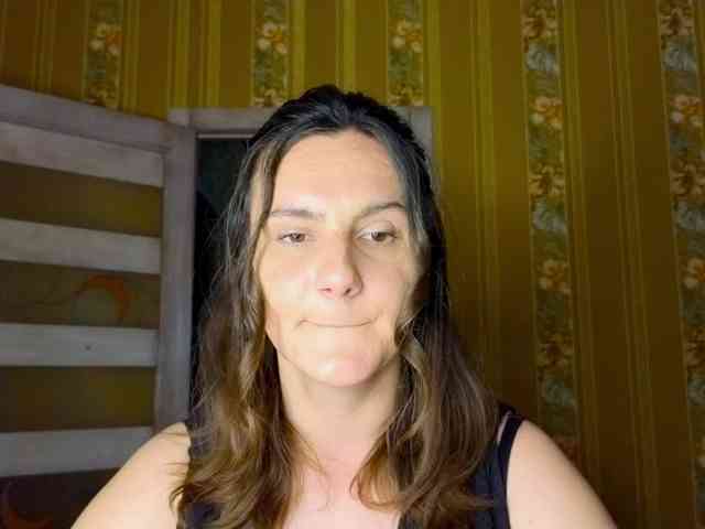 Secret_Smile webcam