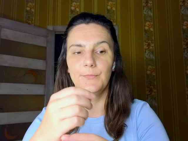 Secret_Smile webcam