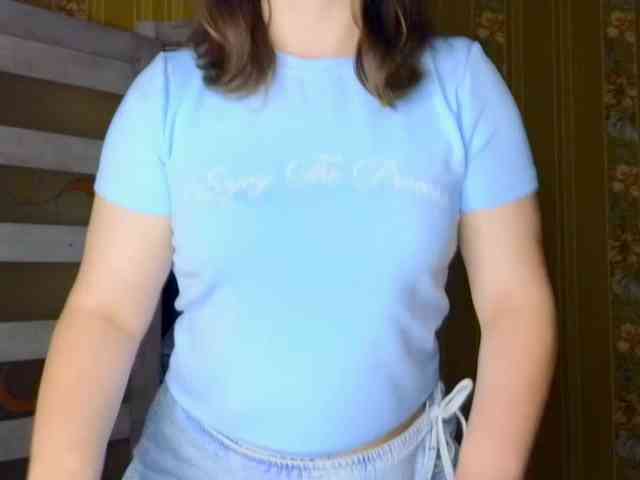 Secret_Smile webcam