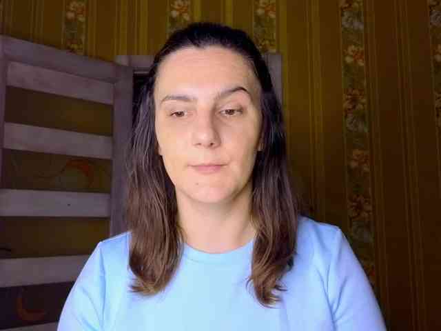 Secret_Smile webcam
