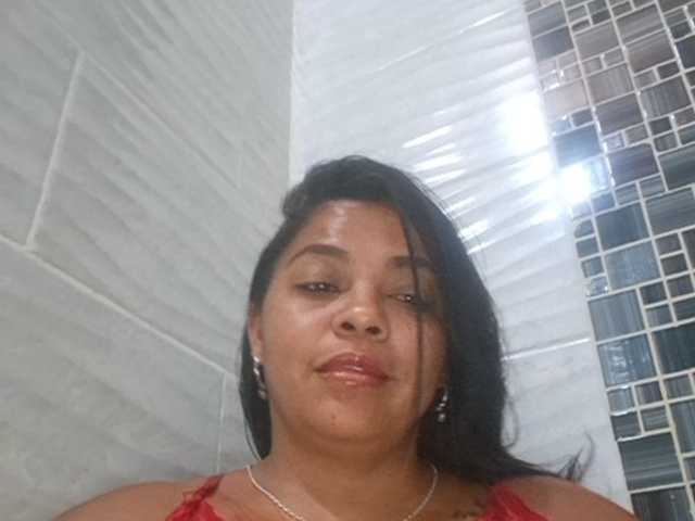 Brunette-Scarleth live cam on BongaCams