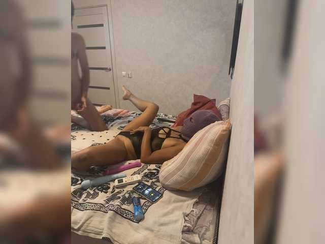 DAN-VIKI, 33 y/o - Live Cam on BongaCams