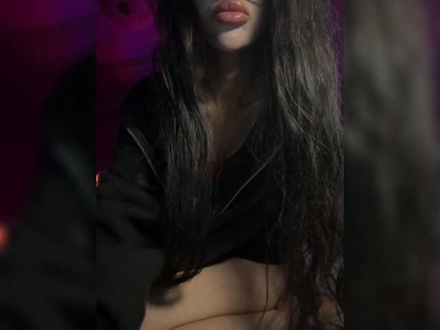 LeCriss live cam preview