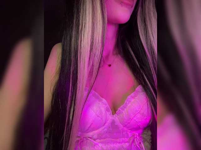 LeCriss live cam on BongaCams