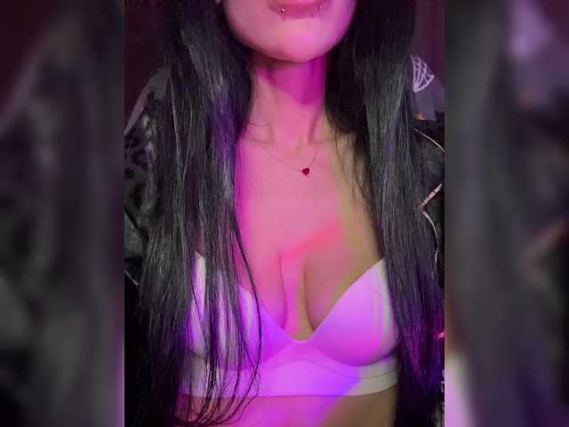 LeCriss live cam on BongaCams