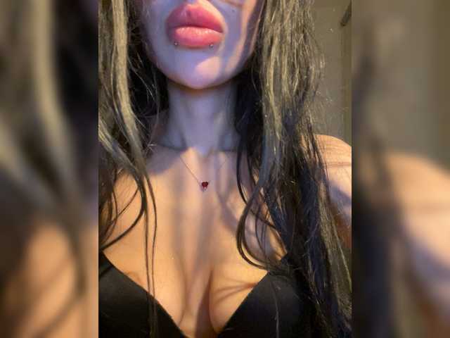 LeCriss live cam on BongaCams
