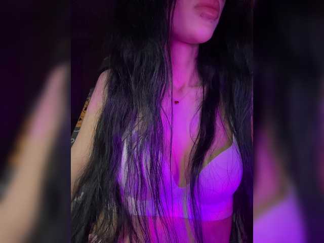 LeCriss live cam on BongaCams