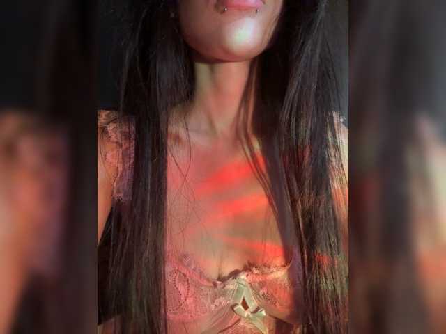 LeCriss live cam on BongaCams