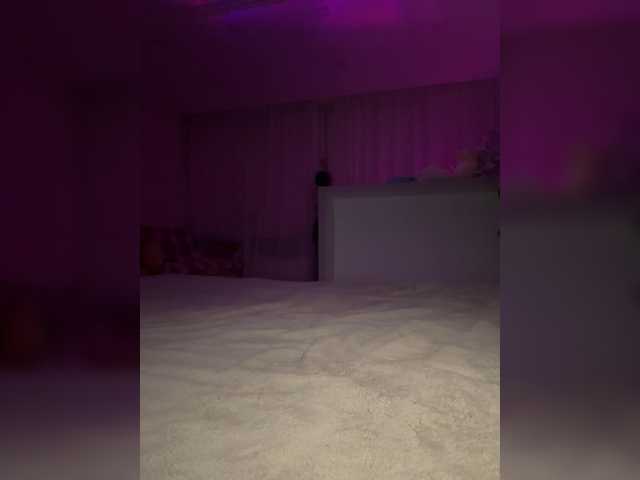 LeCriss live cam on BongaCams