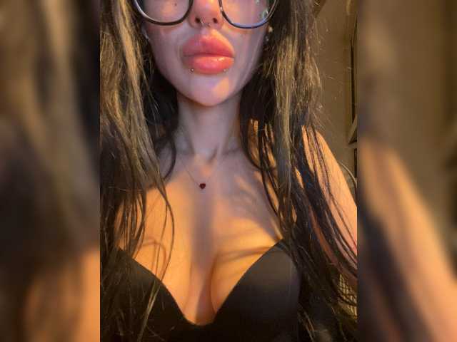 LeCriss live cam on BongaCams