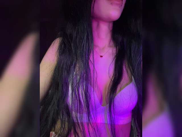LeCriss live cam on BongaCams