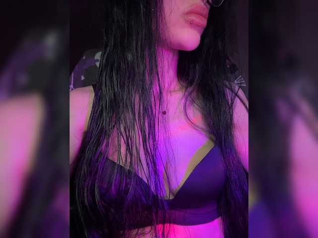 LeCriss live cam on BongaCams