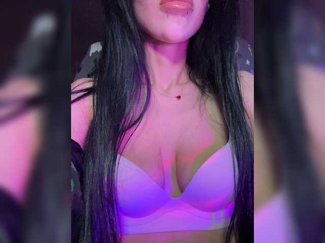 LeCriss live cam on BongaCams