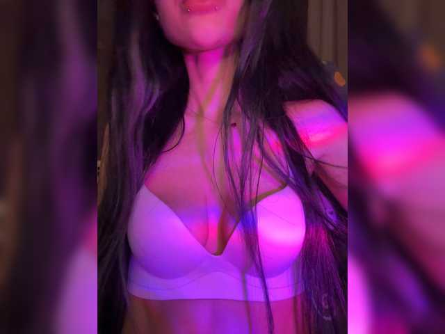 LeCriss live cam on BongaCams