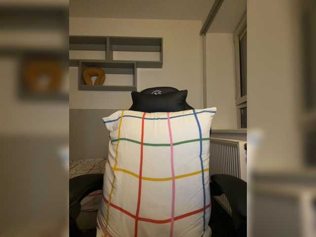 LeCriss live cam on BongaCams