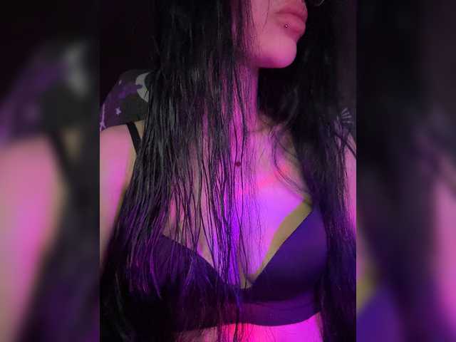 LeCriss live cam on BongaCams
