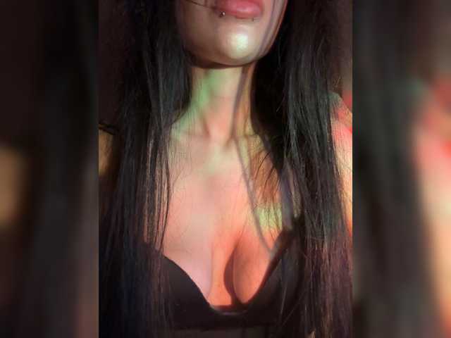 LeCriss live cam on BongaCams