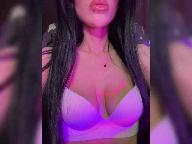 LeCriss Live Webcam on BongaCams
