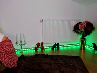 SatyneQueen Porn Show