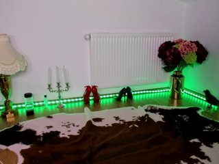 SatyneQueen Porn Show