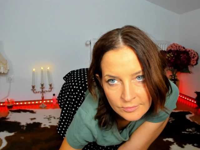 SatyneQueen live cam on BongaCams