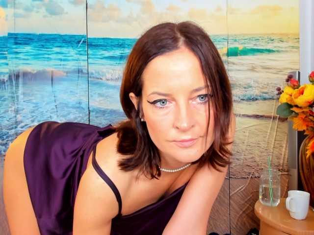 SatyneQueen live cam on BongaCams