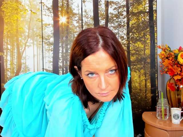 SatyneQueen's BongaCams show and profile