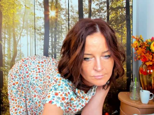 SatyneQueen's BongaCams show and profile