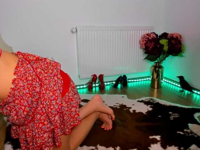 SatyneQueen live webcam show