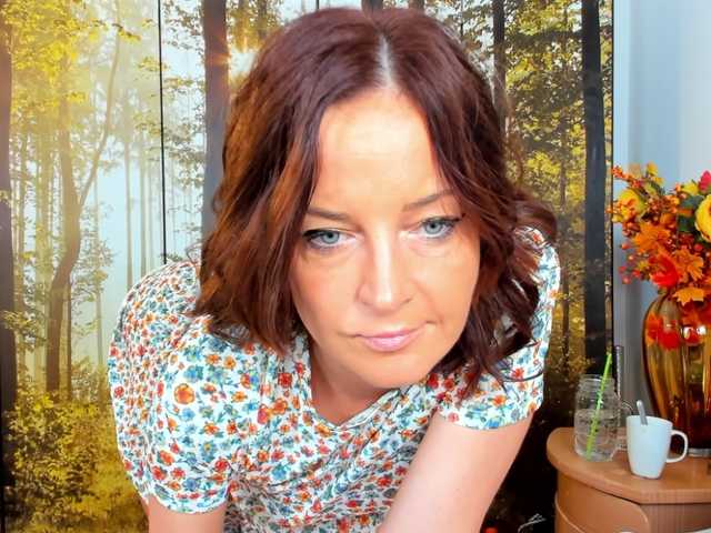 SatyneQueen's BongaCams show and profile