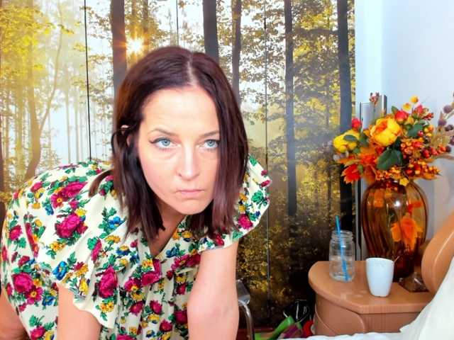 SatyneQueen live cam on BongaCams