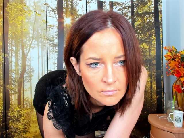 SatyneQueen's BongaCams show and profile