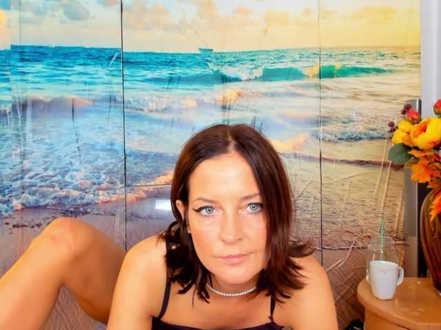 SatyneQueen live cam on BongaCams