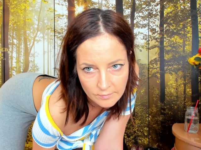 SatyneQueen live cam on BongaCams